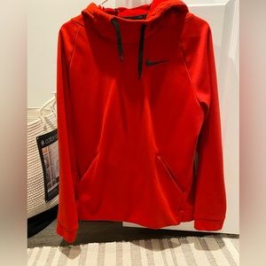 Nike men’s sweat shirt